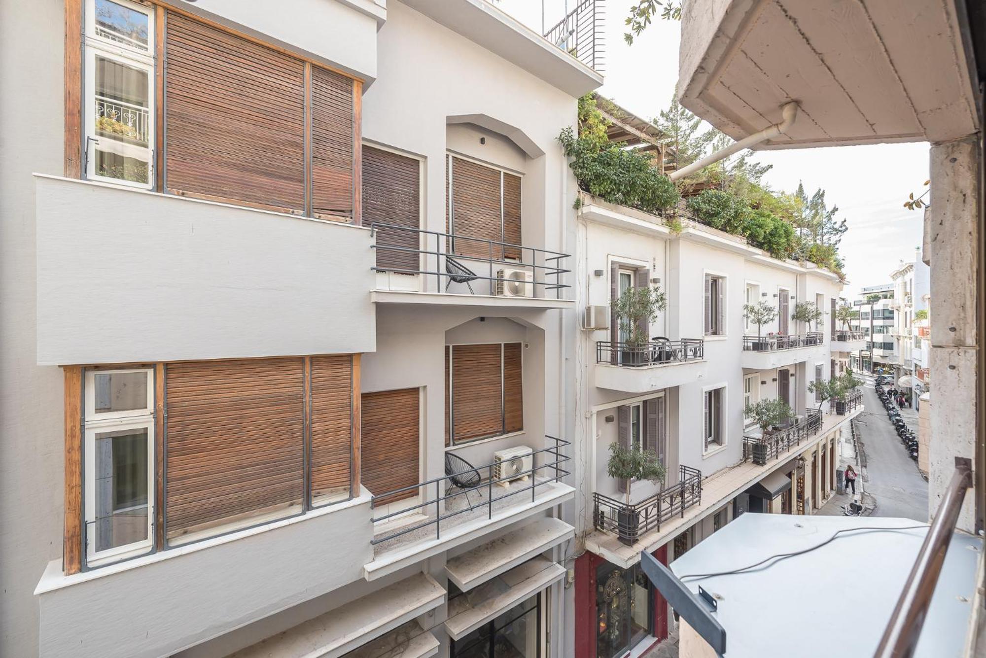 Apartment Steps From Historic Center Plaka Атина Екстериор снимка