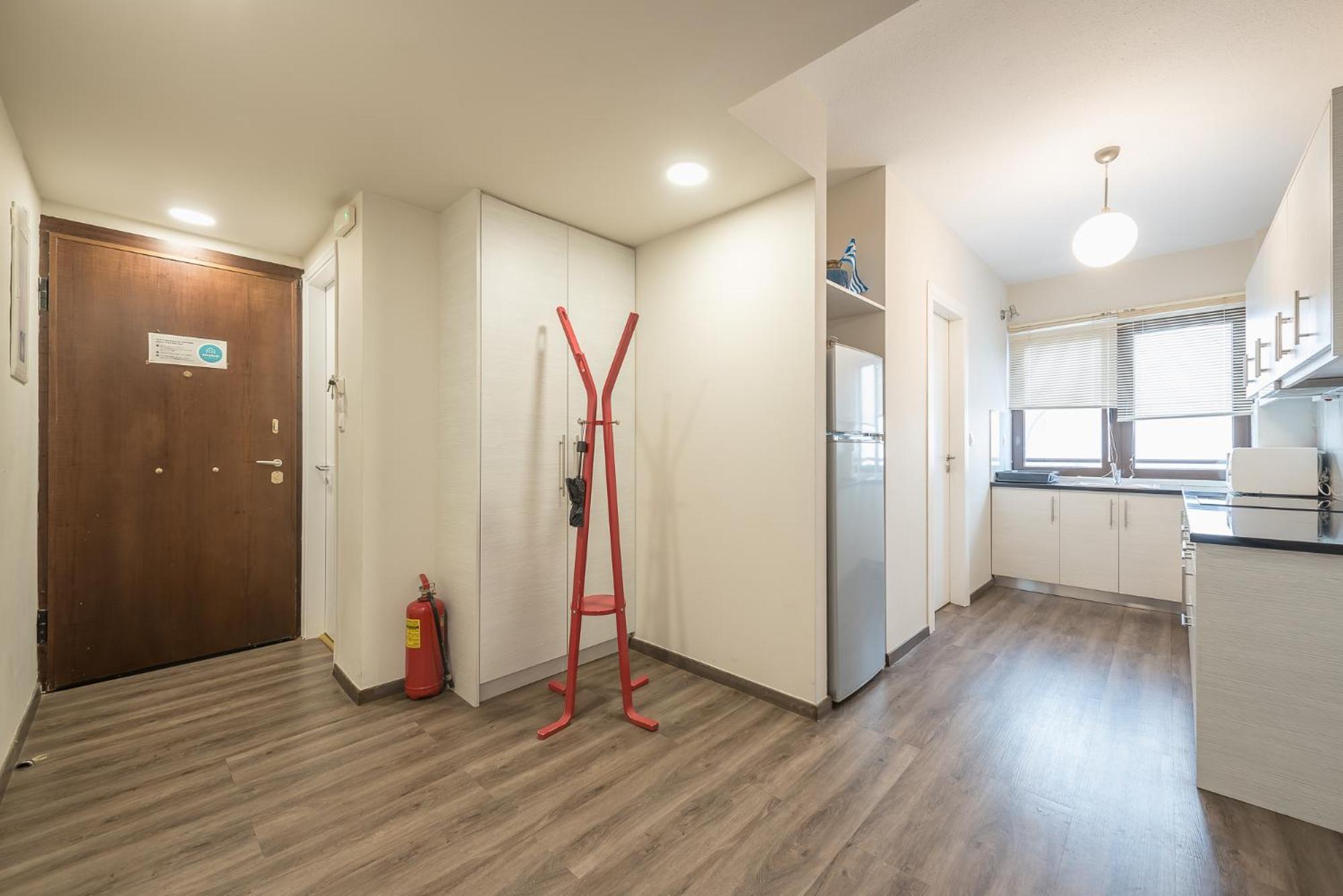 Apartment Steps From Historic Center Plaka Атина Екстериор снимка
