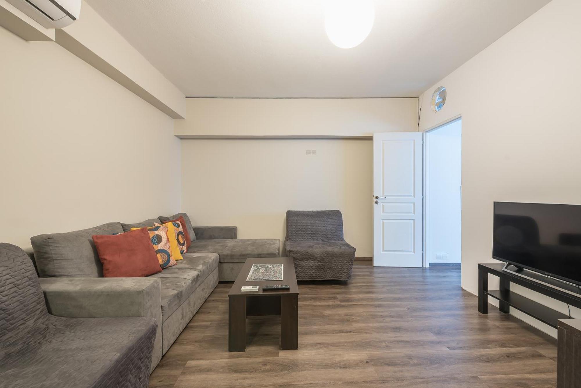 Apartment Steps From Historic Center Plaka Атина Екстериор снимка