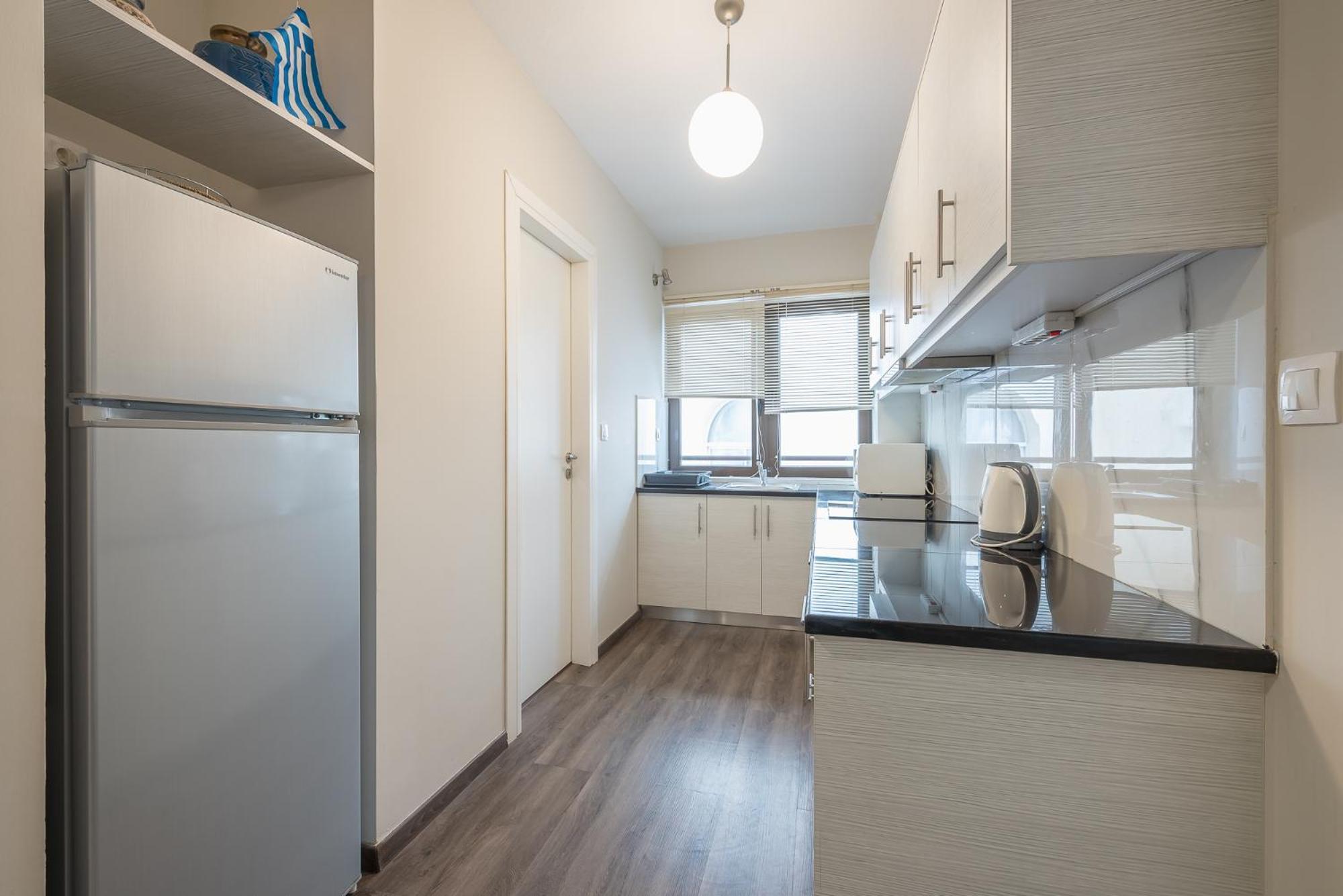 Apartment Steps From Historic Center Plaka Атина Екстериор снимка